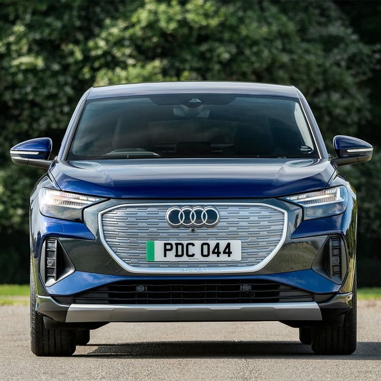 Audi Q4 e-tron showcase image