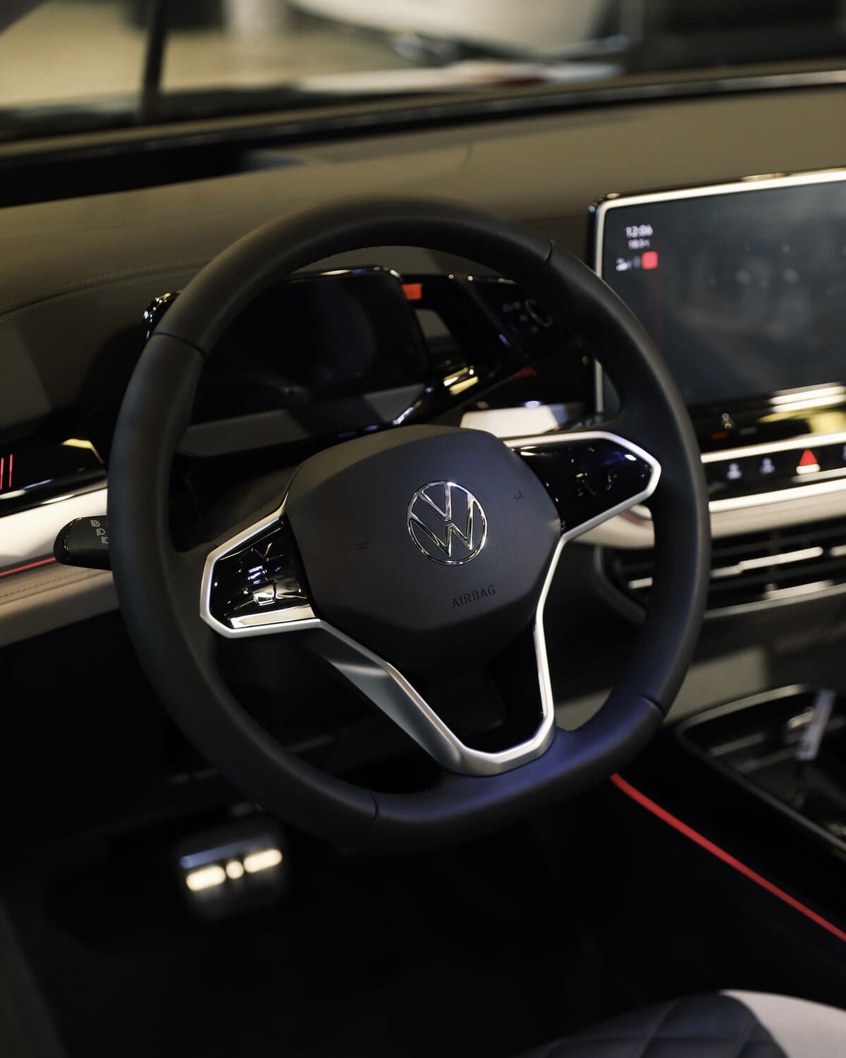 Volkswagen ID.6 - slide 15