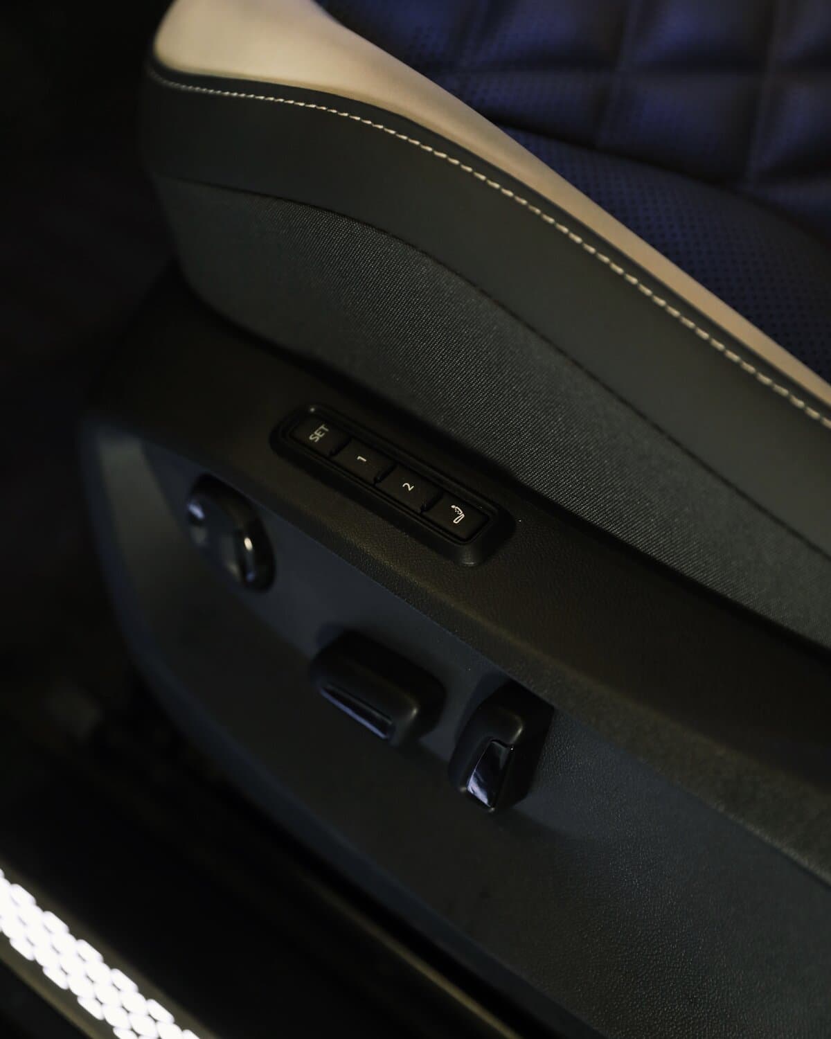 Volkswagen ID.6 - slide 14