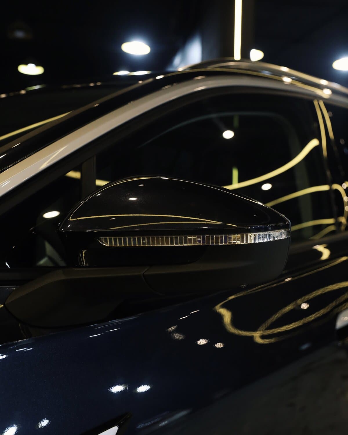 Volkswagen ID.6 - slide 6