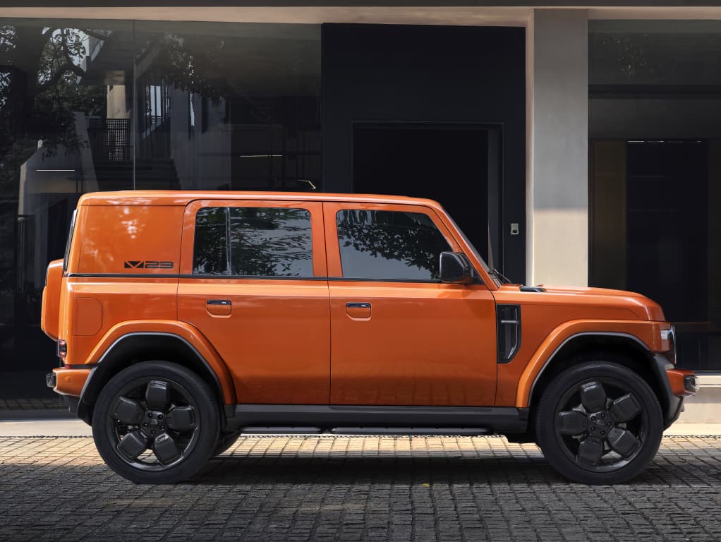 Chery iCAR V23 - slide 2